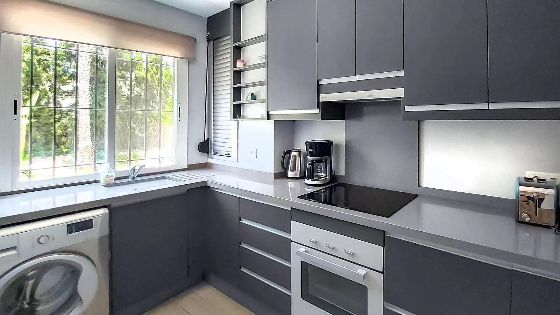 Beautiful Home In Manilva With Wifi