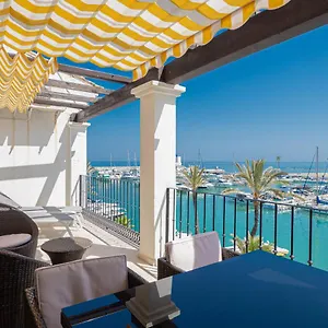 Beautiful Duquesa Harbour 2001 Apartment