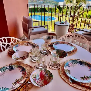  Apartamento Estrella De Mar Zeezicht En Uitkijk Op Gibraltar 40m2 Terras Incl Zwembad Garzas
